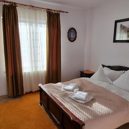 Pensiunea Catalina Moldova Sulita Quarto foto